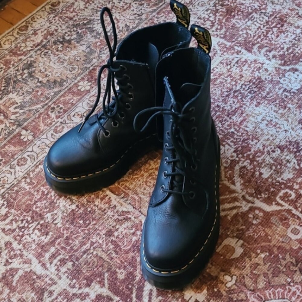 Dr Marten Jadon Plaform Boots Size 9